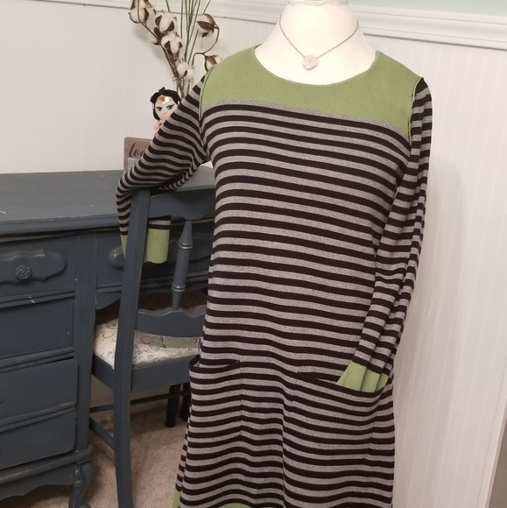 Black and green stripe Jessica Howard dress womens‎ medium